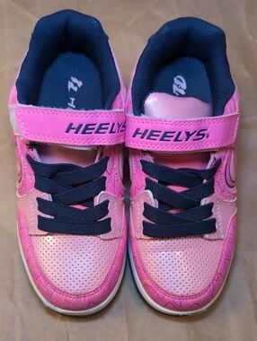 Heelys Girls' Pink and Navy Light-Up Skate Sneakers